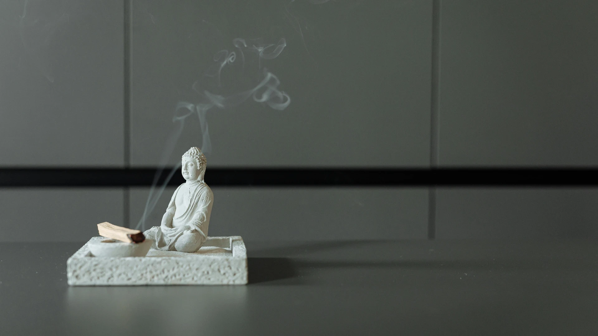 数秘術9の性格は「世界を愛する哲人」?恋愛運・適職・相性の良
